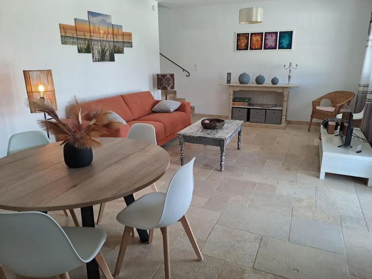 B&B - Les Grenadiers de Saint Sat 4*, Saint-Saturnin-lès-Apt France