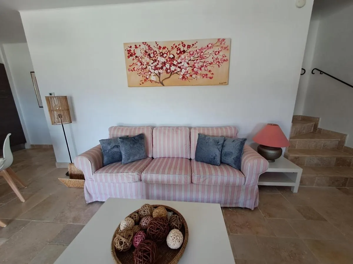 **** Couette-café B&B - Les Grenadiers de Saint Sat France